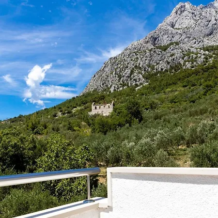 Apartment Maestral *