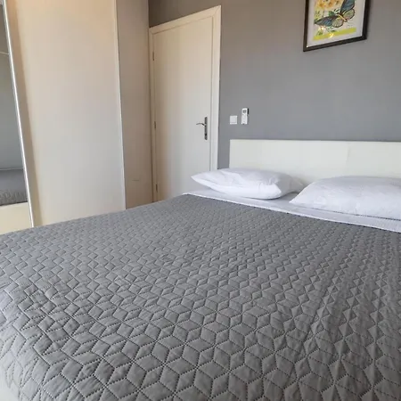 Apartment Maestral
