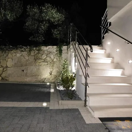 Apartman Maestral